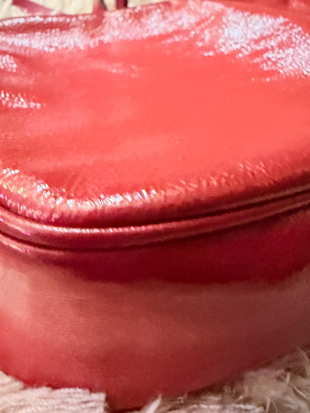 Gucci SOHO Patent Leather CRANBERRY/Red Crossbody Bag - Picture 11 of 13